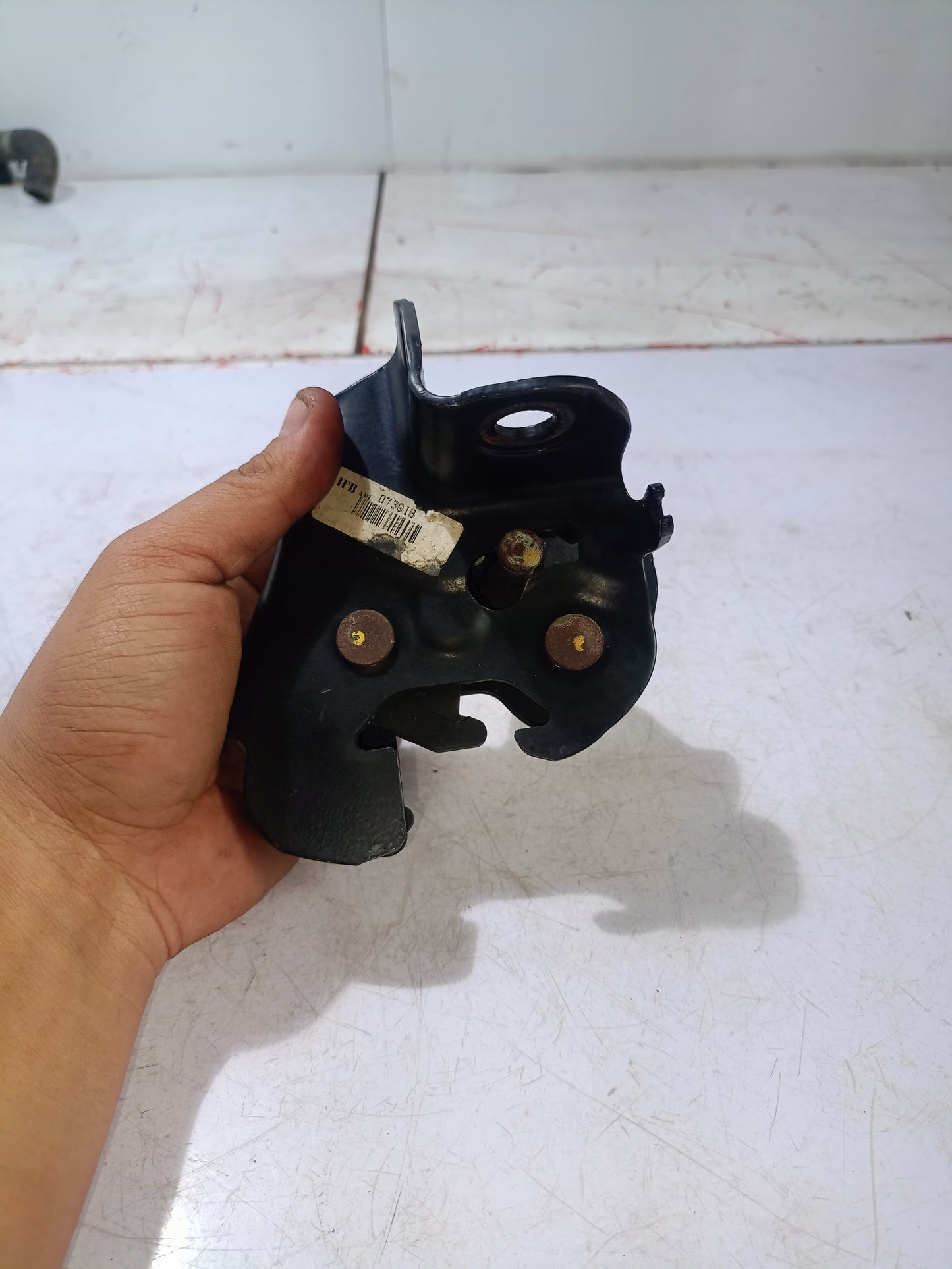 Trunk Lock | Chevrolet Captiva Gas