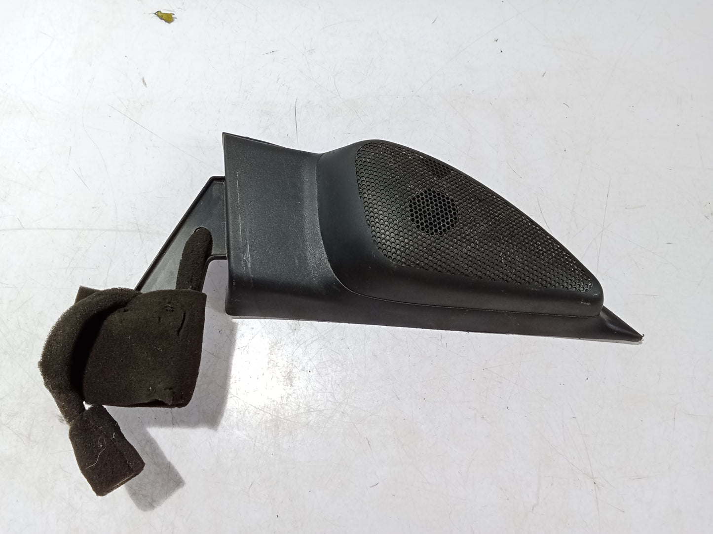 Speaker Cover | Ford Escape 2.3