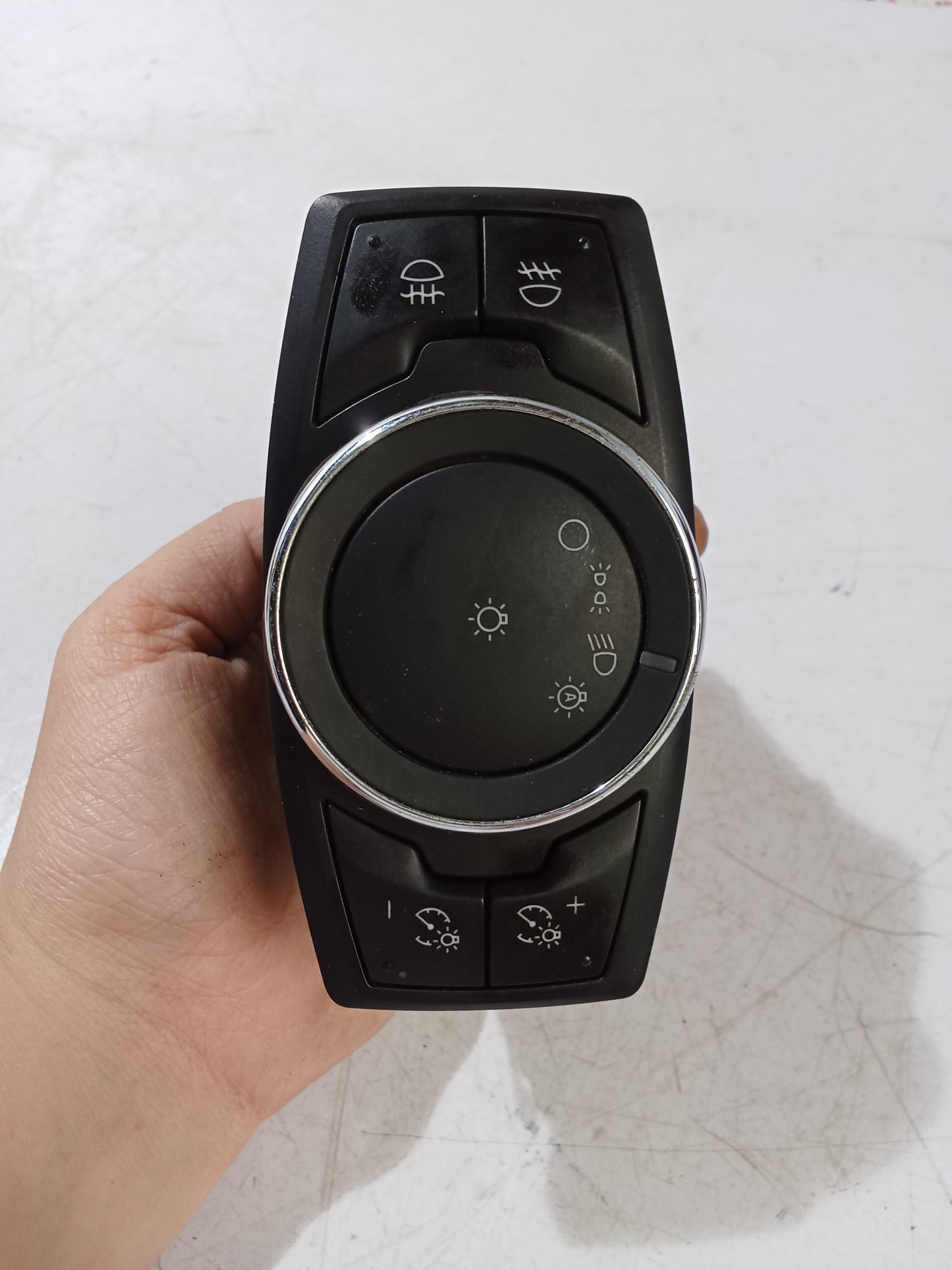 Head Light Switch | Ford Focus 2.0