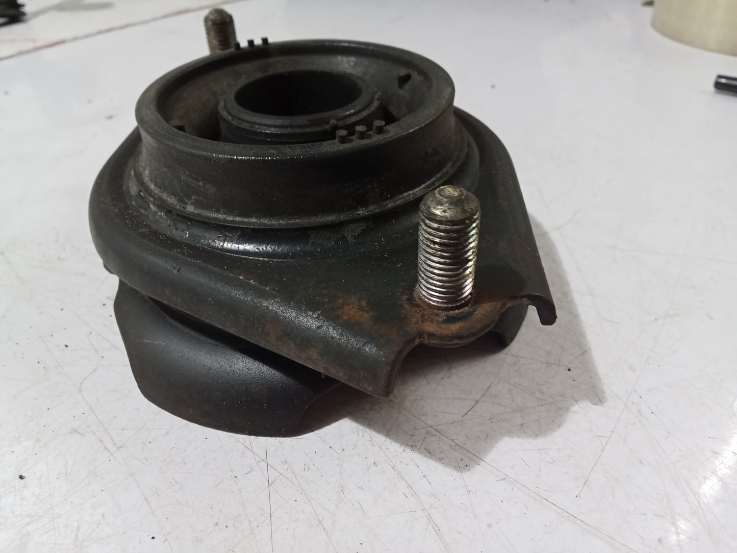Rear Shock Mount | Subaru