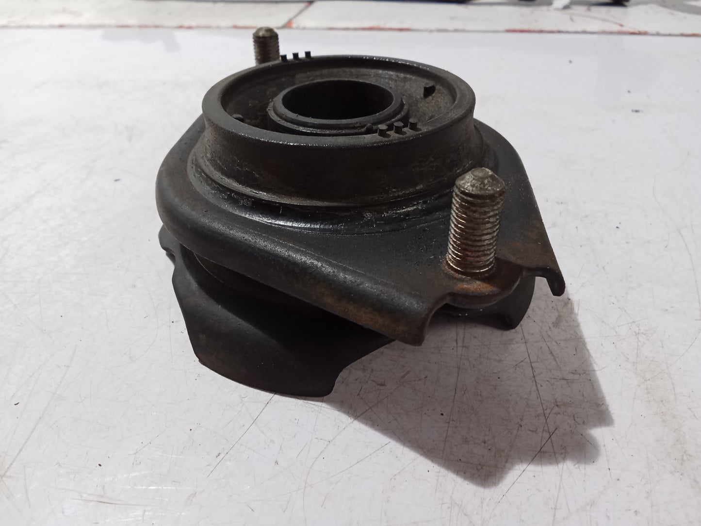 Rear Shock Mount | Subaru