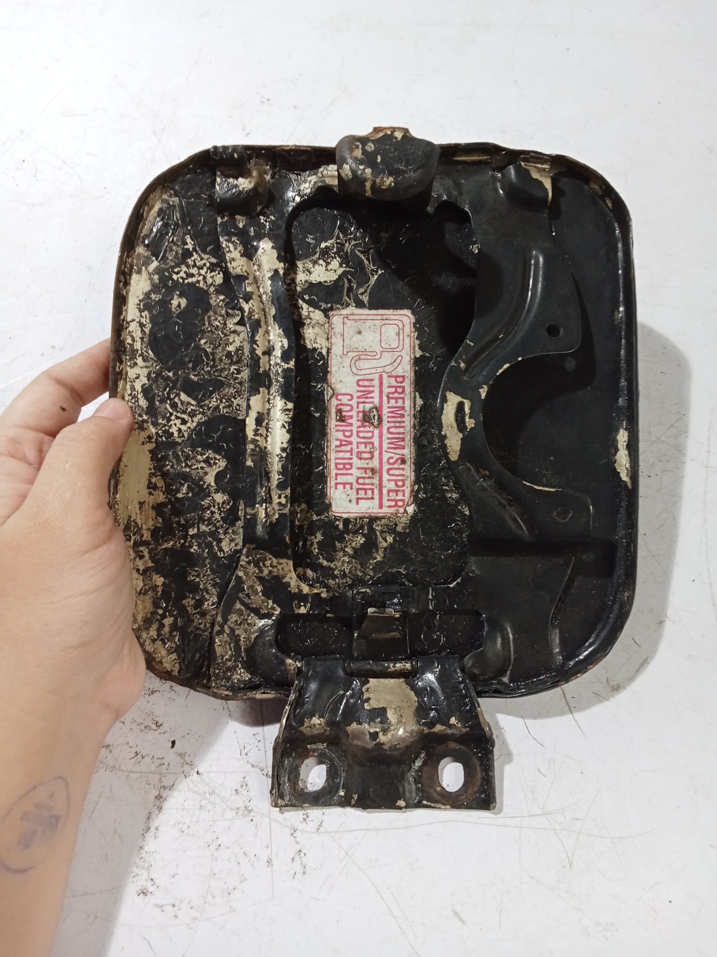 Outer Gas Tank Cover  | Honda Accord