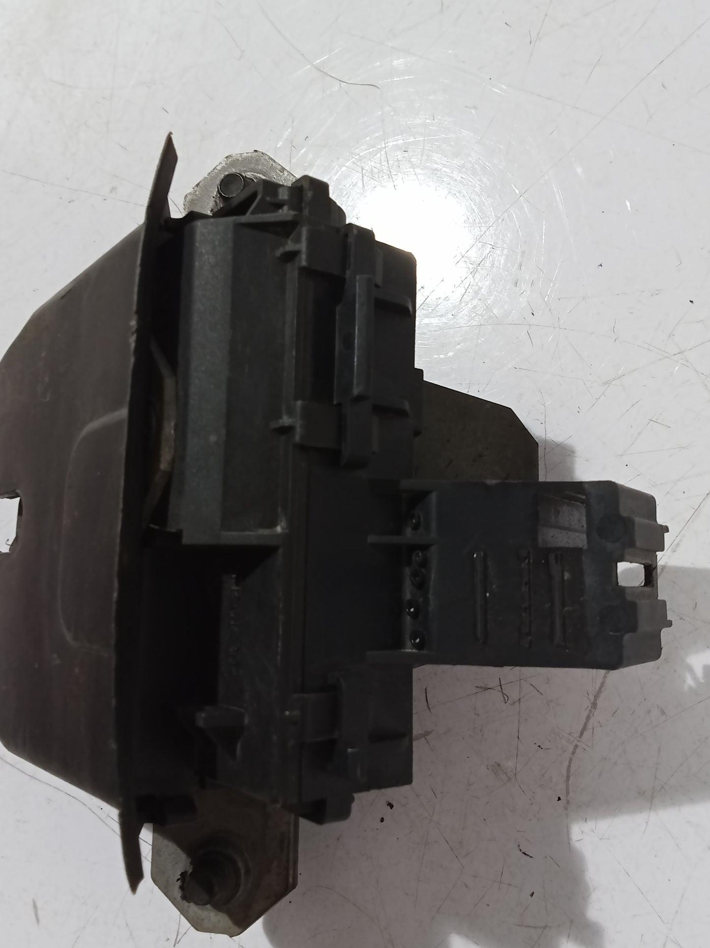 Actuator Lock Rear | Ford Everest