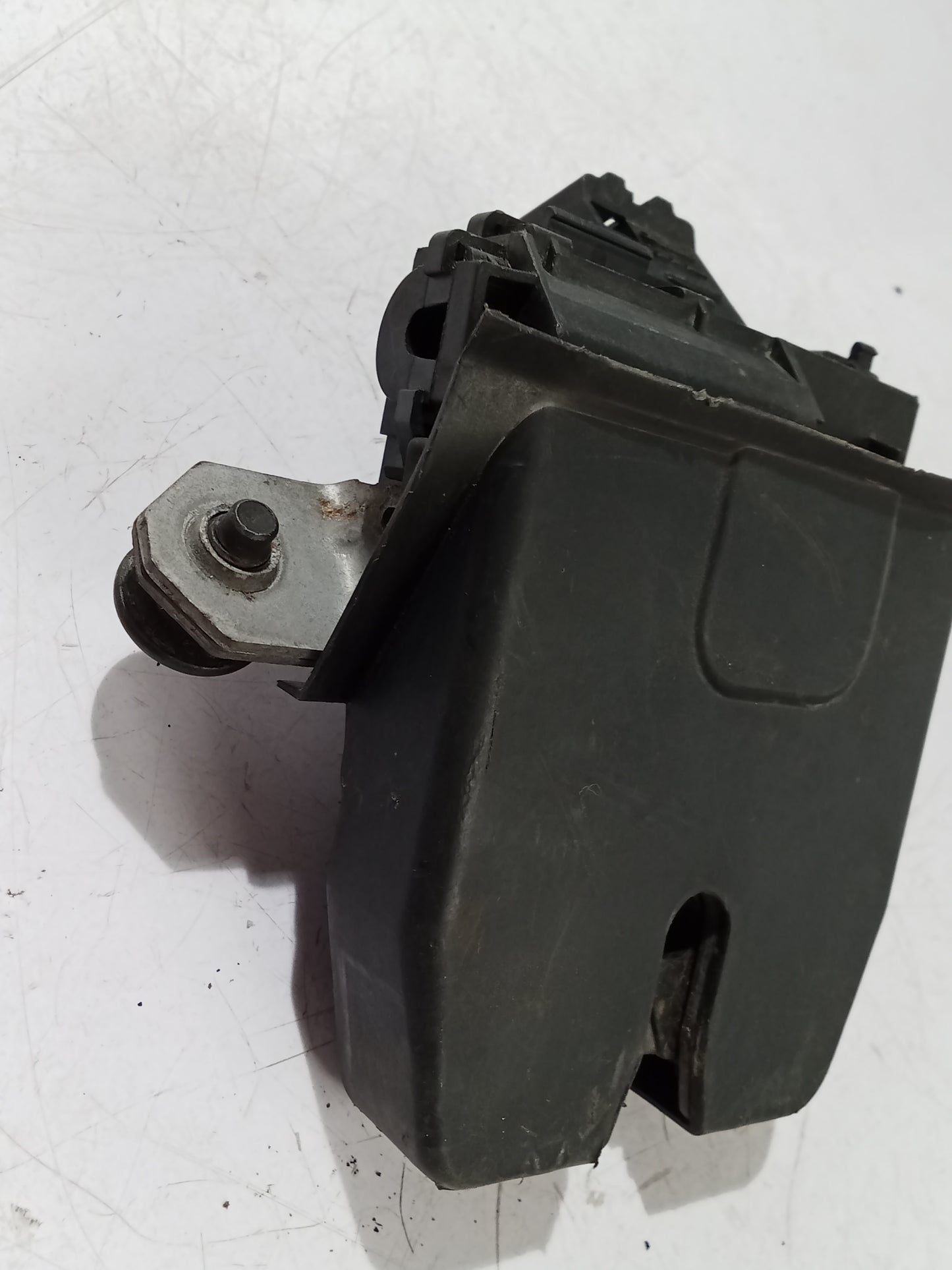 Actuator Lock Rear | Ford Everest