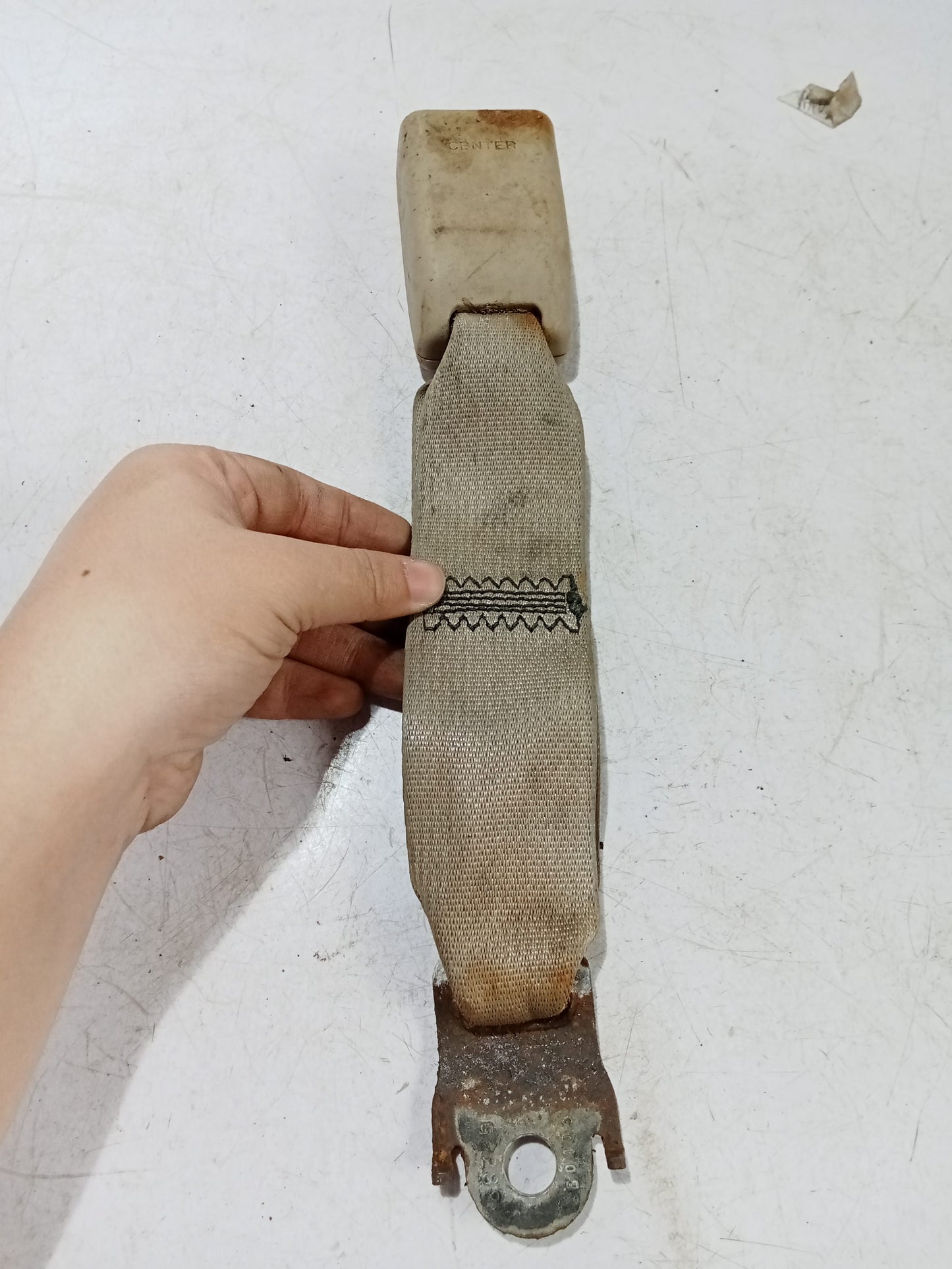 Seatbelt Catcher Center| Nissan Navara