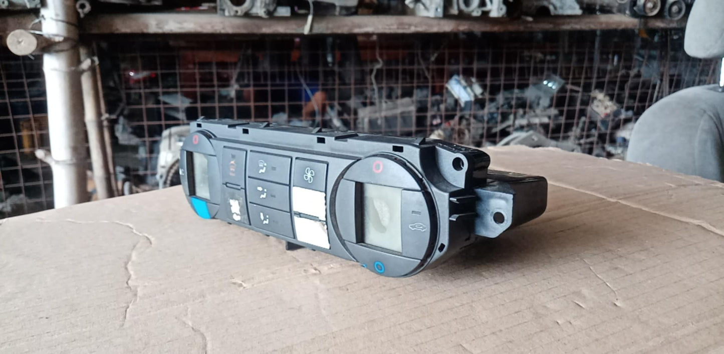 Ford Focus Air-Con Switch Gas