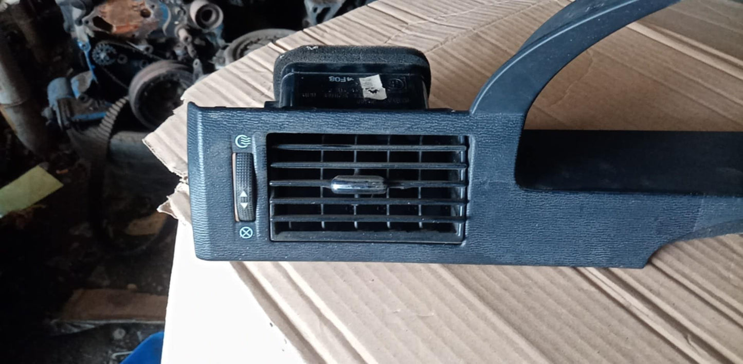 Optra 1.6 Center Panel Frame