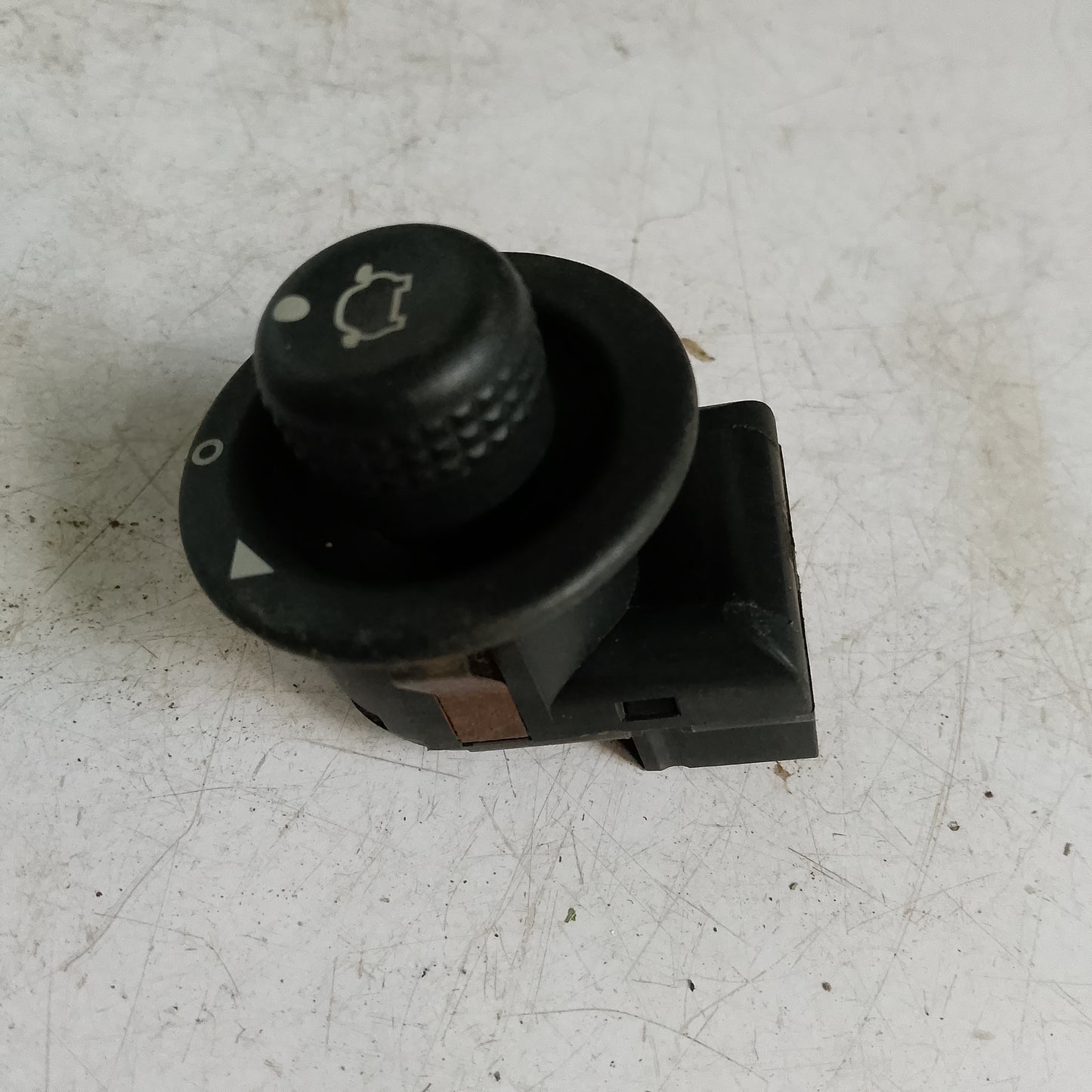 Mirror Adjustment Switch | Fiesta