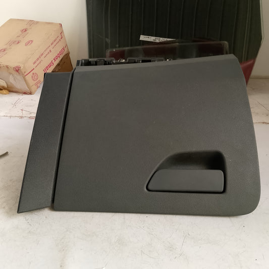 Glove Compartment | Ecosport