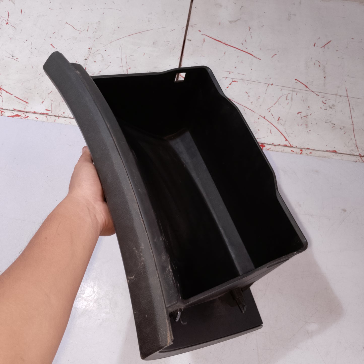 Glove Box | Chevrolet Cruze