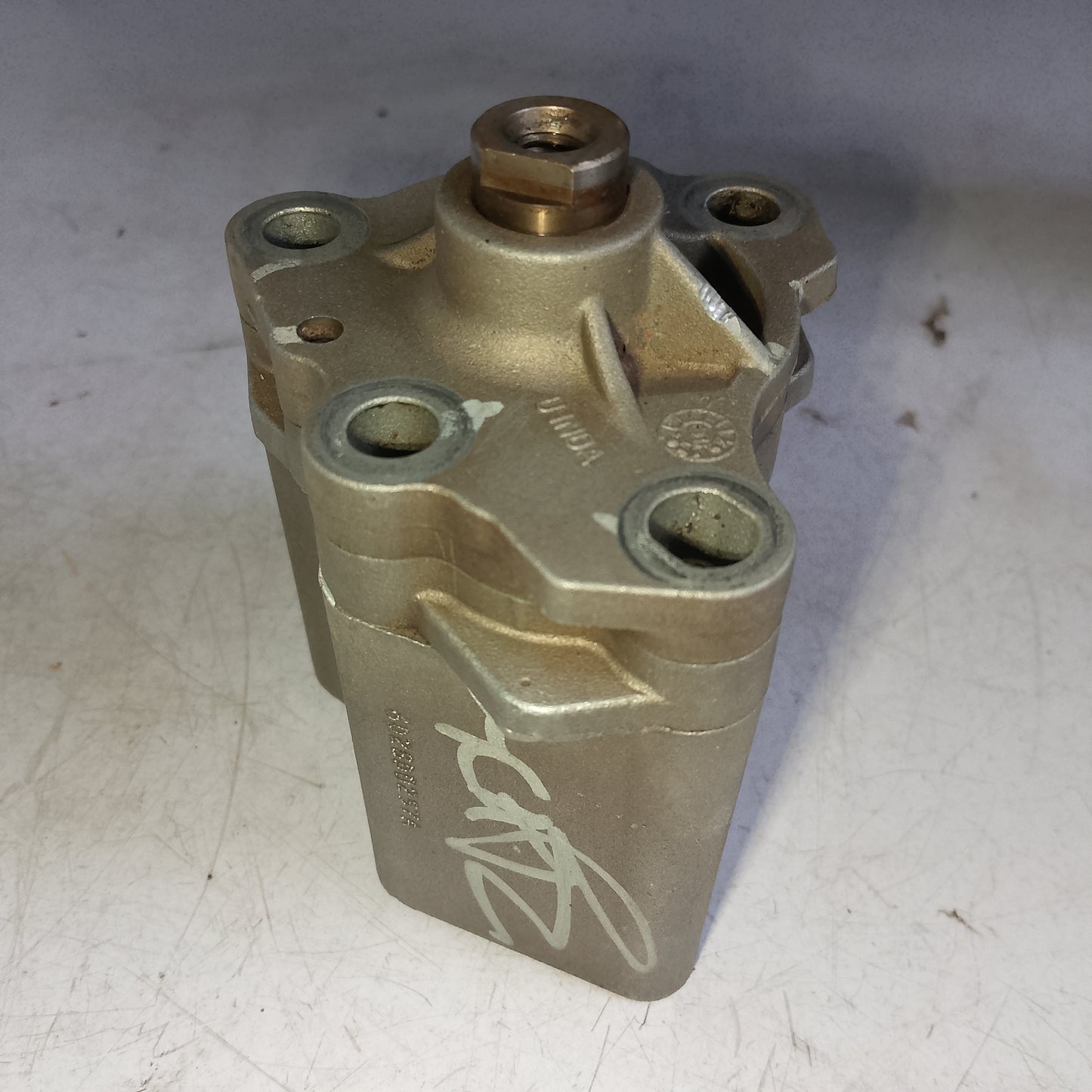 Engine Oil Pump | Escape