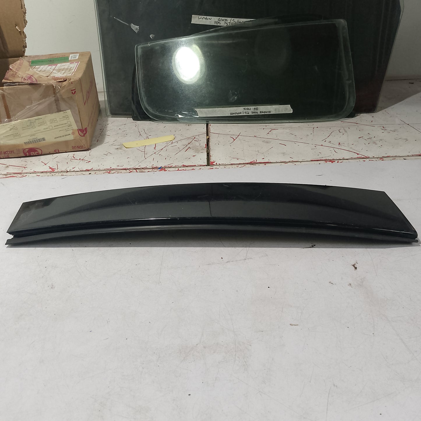 Body Mouldings & Trim R/D/S | Explorer